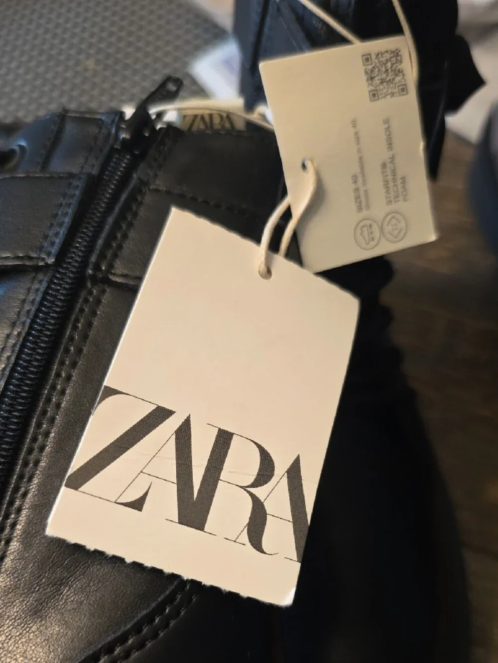 Zara Girl's Black Floral Accent Combat Boots. Size 1